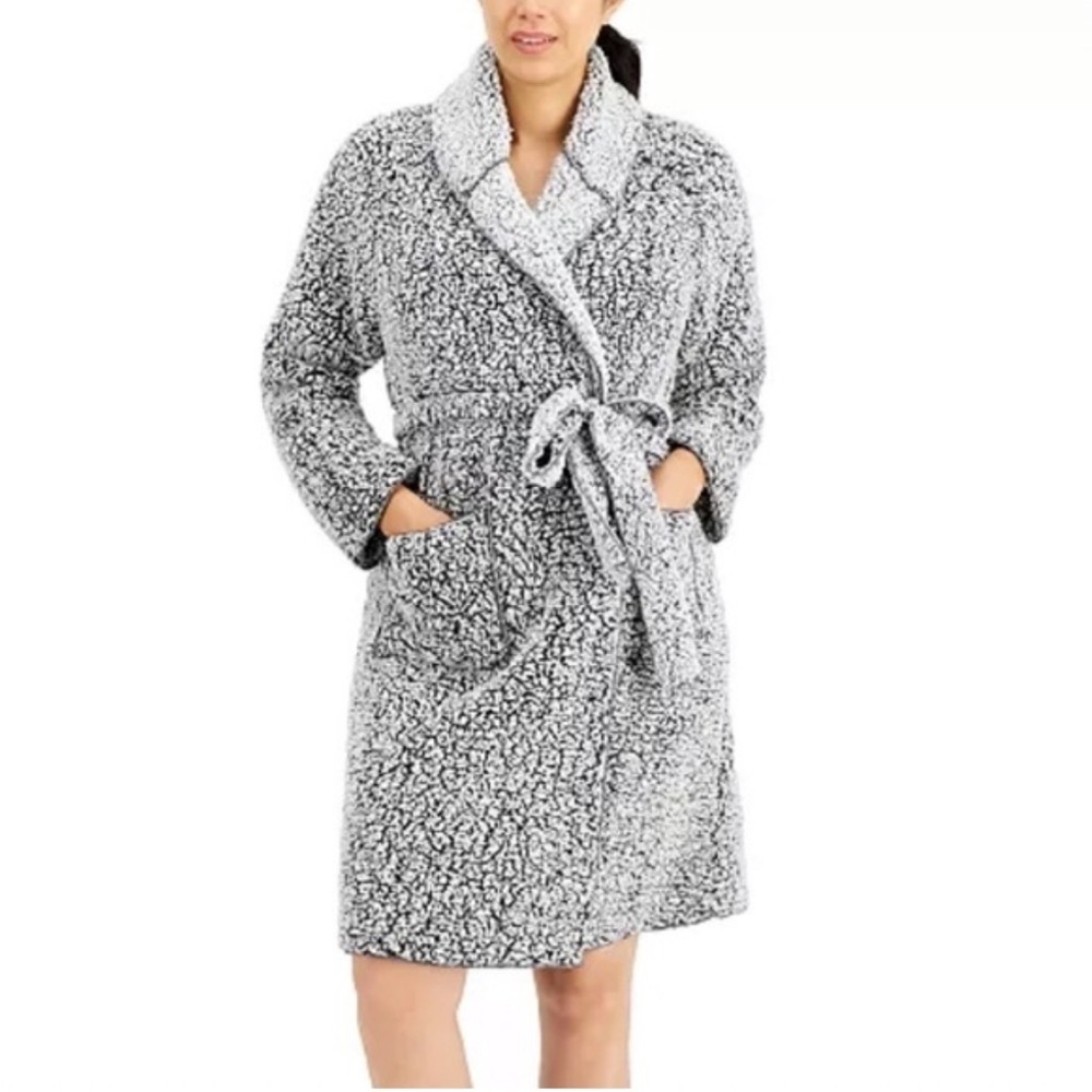 NWOT Charter Club Grey Shaggy Teddy Fleece Robe Tie Sweater Sleepwear Size M/L - Picture 1 of 8